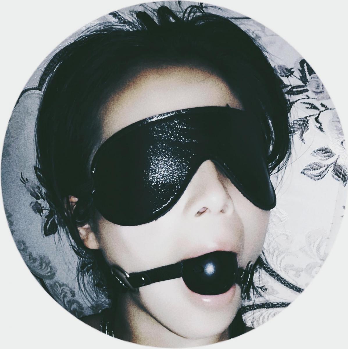丝袜少妇 - 性感丝袜宝妈 [堵嘴,眼罩/蒙眼,中国女孩,口球]