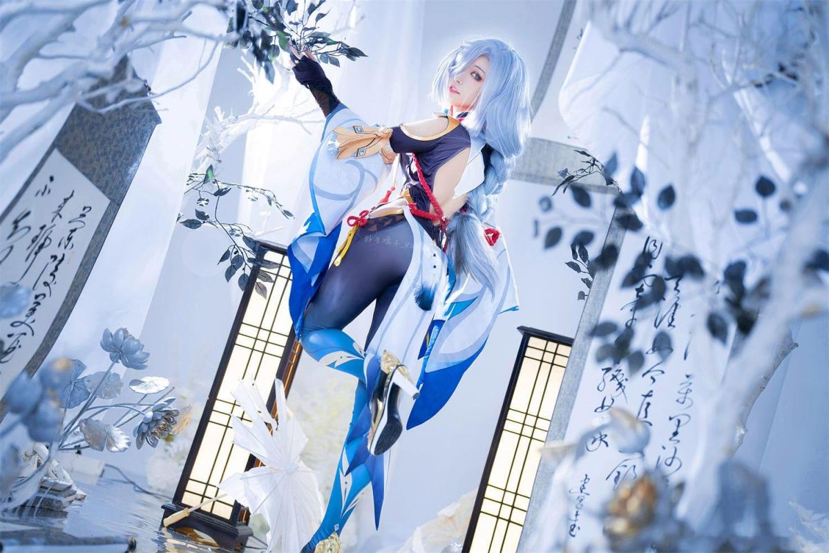 《原神》 申鹤cosplay - 《原神》 申鹤cosplay