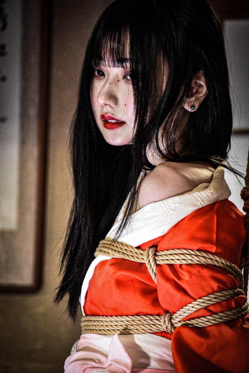 精品捆绑图 379 - 五花八门的捆绑图 [Boxtie,reverse prayer,Kimono,Japanese Female,Black hair]