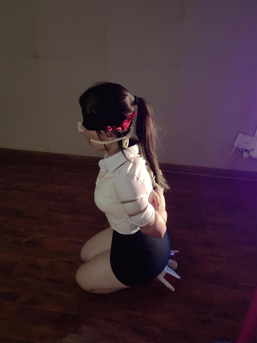 大学女生第一次被绑 - 一绳所爱欢迎您 [Coco,小米,龟甲缚,小卡,小艾,kigurumi,教学,玄幻,悬疑]
