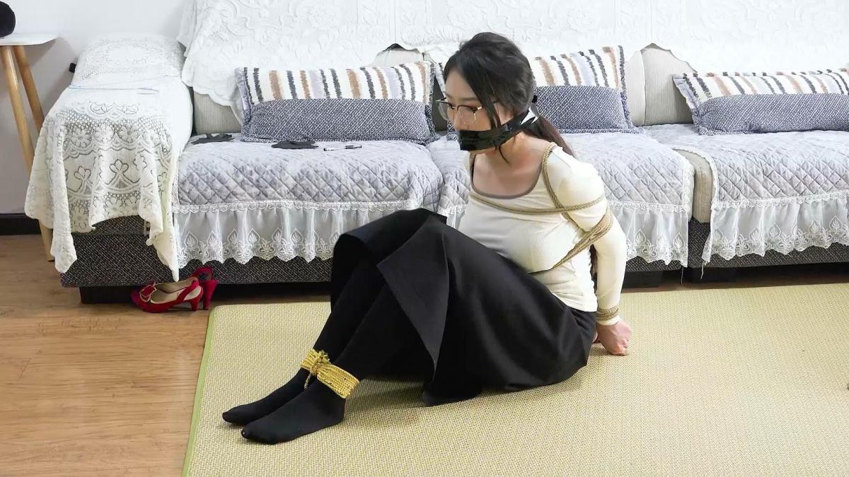 【子衿原创】0317 定制 妍如访谈 百度下载解压密码：zjsy,子衿工作室向全国绳艺爱好者提供：体验捆绑绳模服务、绳艺作品销售、作品定制、视频网调、原味等，另外本店招募绳模，。<br>订拍请联系Q3663605154 微信happiiny<br>备用QQ：1832923614