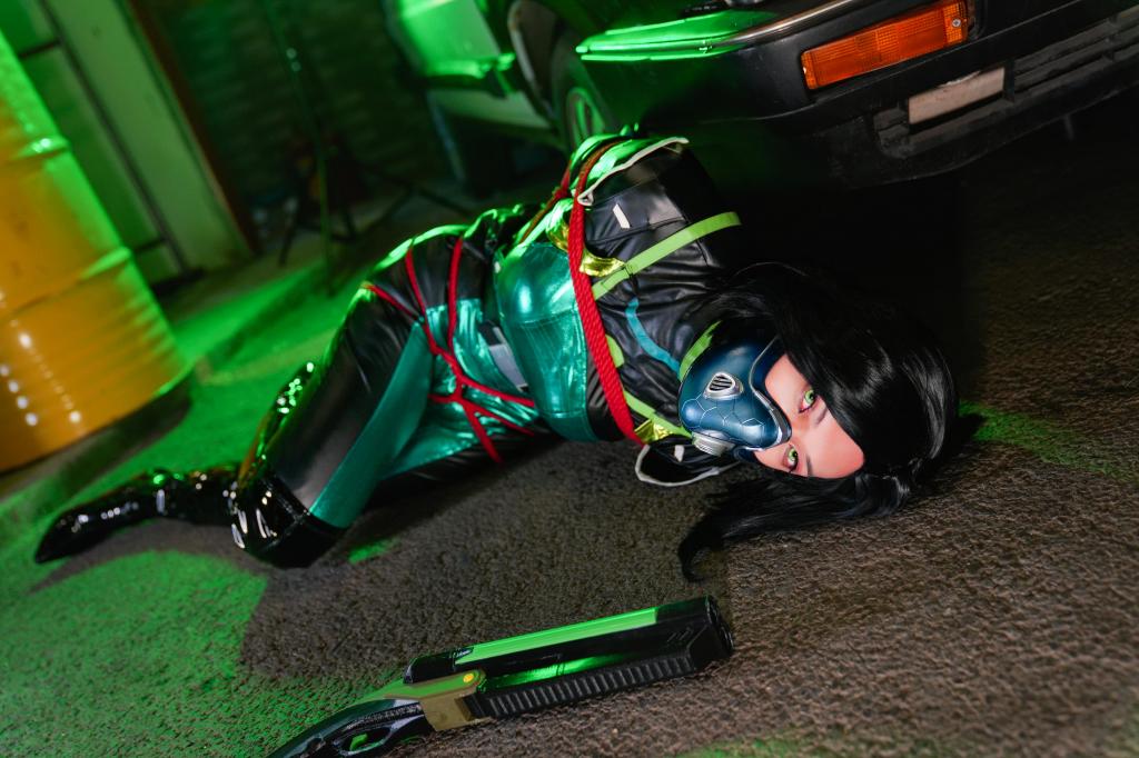 战败的毒蛇 - 战败后的蝰蛇会被带到什么地方呢~ [COSPLAY,长筒靴,连体衣,绑架,伪装,搜查官,长靴,用户创建,ACG（紧身战斗服）,皮质的]