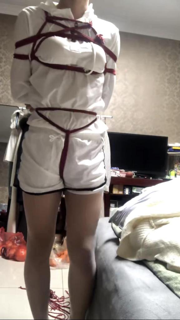 伪娘捆绑