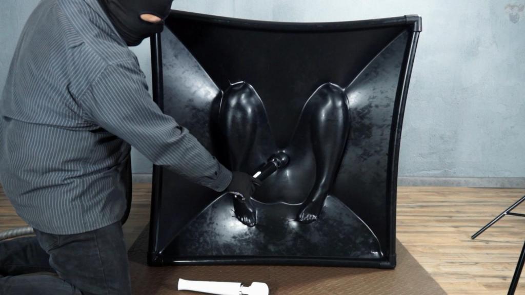 Black Vacuum Cube with Vibrator, orgasm, Part 4 Our fans asked for Sonya in a black latex vacuum cube with vibro. We fulfilled your dream and made it happen. Watch Mr. Bob flip the cube with Sonya inside, it's magical.